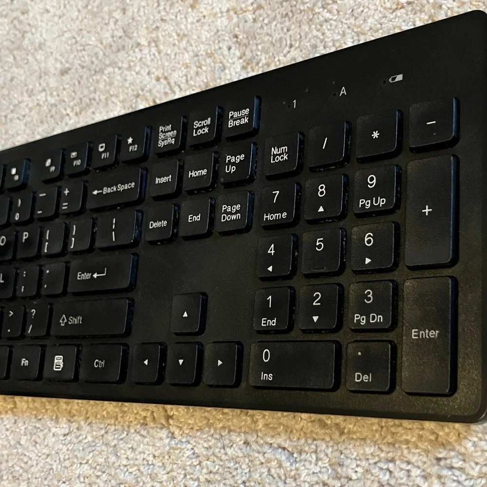 Wireless Keyboard Black USB 17 inch